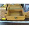 Image 2 : PAIR OF CARVED BOOK ENDS & A WOODEN CARVED BOX