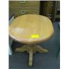 Image 1 : HEAVY OAK TABLE