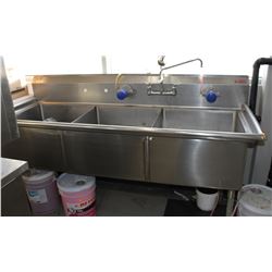 MKE COMMERCIAL 3 BASIN SINK, COMES WITH 1 FAUCET