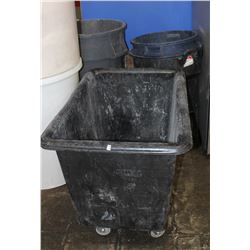 LOT OF ASSORTED GARBAGE CANS & WASTE BINS