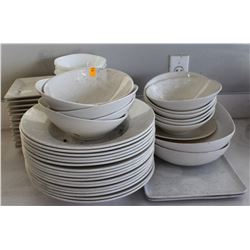 LOT OF ASSORTED WHITE SERVING PLATES