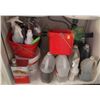 Image 1 : SHELF CONTAINING VARIOUS CLEANING SUPPLIES AND