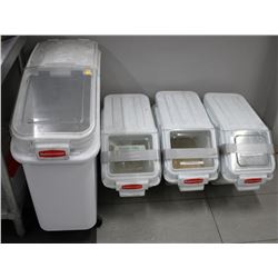 4 RUBBERMAIN DRY FOOD STORAGE CONTAINERS, 1 LARGE
