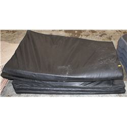 LOT OF 2 TRI-FOLD BLACK WORKOUT MATTS