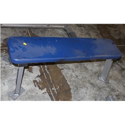 STATIONARY STRAIGHT BENCH, DAMAGE TO UPHOLSTERY