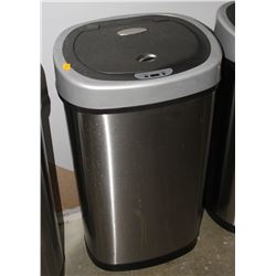 STAINLESS TOUCHLESS GARBAGE CAN