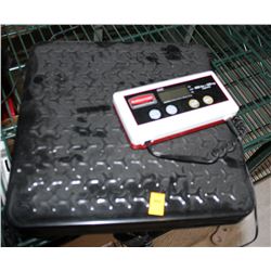 RUBBERMAID WEIGH SCALE UP TO 400 LB