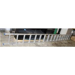 WERNER ALUMINUM 32FT EXTENSION LADDER