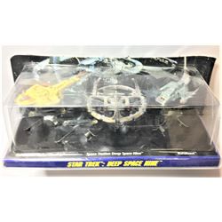 MicroMachines STAR  TREK Deep Space Nine , Cardassian Galor Warship, Space Station, Runabout