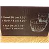 Image 2 : VMC "Roxane" Chip & Dip Set In Box, never used