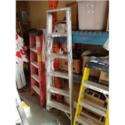 6 FOOT ALUMINUM A FRAME LADDER