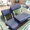 Image 1 : 2 LOGO MOUNTABLE SEATS