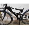 Image 2 : BLACK ROAD BIKE