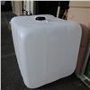 Image 5 : 1000 LITER FOOD GRADE LIQUID CONTAINER