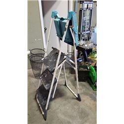 4 FOOT PAINTERS LADDER