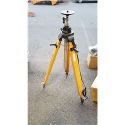 SURVEYORS TRIPOD