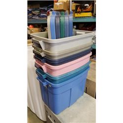 6 TOTES WITH LIDS