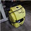 Image 2 : LARGE KARCHER PRESSURE WASHER