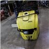 Image 3 : LARGE KARCHER PRESSURE WASHER