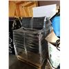 Image 1 : 28 STACKING RECEPTION CHIARS