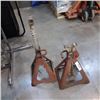 Image 1 : PAIR OF 6 TON JACKSTANDS