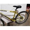 Image 3 : GOLD KONA BIKE