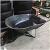 Image 2 : BLACK WHEELBARROW
