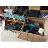 Image 1 : BOX AND TRAY OF GARDEN DECOR