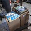 Image 1 : 2 BOXES OF HAYNES REPAIR MANUALS