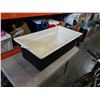 Image 1 : FIBERGLASS BIN