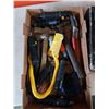 Image 2 : TRQAY OF TOOLS, BOX OF LIGHTS, BRAKE PADS