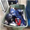 Image 2 : TOTE OF CANUCKS AND OTHER COLLECTIBLE