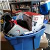 Image 1 : TOTE OF SNOW BOARD BOOTS