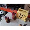 Image 3 : EXTENTION CORD REEL, BRASS TORCH LAMP, HYDRAULIC TROLLEY JACK