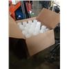 Image 1 : CASE OF PLASTIC 32 OZ CONTAINERS