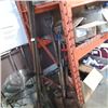 Image 1 : 2 BUNDLES OF SHOVELS AND RAKES