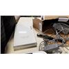 Image 2 : WII U CONSOLE IN BOX NO CHARGE DOCK