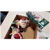 Image 2 : CHRISTMAS TEAPOTS