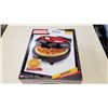 Image 1 : NEW MARVEL SPIDERMAN WAFFLE MAKER