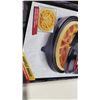 Image 3 : NEW MARVEL SPIDERMAN WAFFLE MAKER