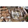 Image 3 : OAK WINE HOLDER, TEAS SET, MIRROR AND TEALIGHT HOLDER