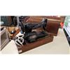 Image 1 : ANTIQUE SINGER SEWING MACHINE