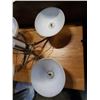 Image 3 : MODERN LIGHT FIXTURE