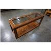 Image 7 : OAK GLASSTOP SOFA TABLE