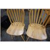 Image 11 : ROUND MAPLE DROLEAF DINING TABLE WITH 4 CHAIRS