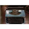 Image 2 : BROTHER CHARGER 11 TYPEWRITER