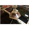 Image 5 : UNIQUE CENTERPIECE TABLE LAMP WITH MINI COMPANION SET