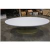 Image 1 : PAINTED OVAL COFFEE TABLE