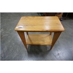 VINTAGE WOODEN 2 TIER END TABLE