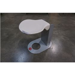 PRESSALIT FOLD DOWN STOOL